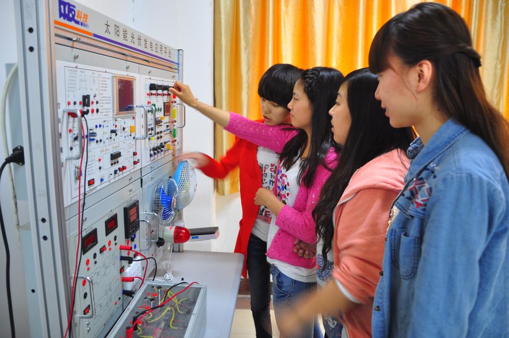 光伏发电实训