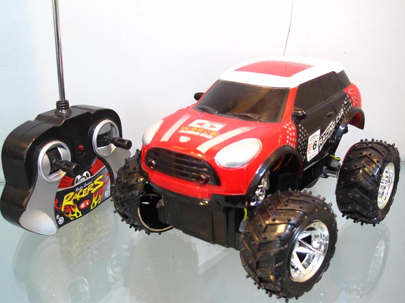 员工实训作品——遥控赛车